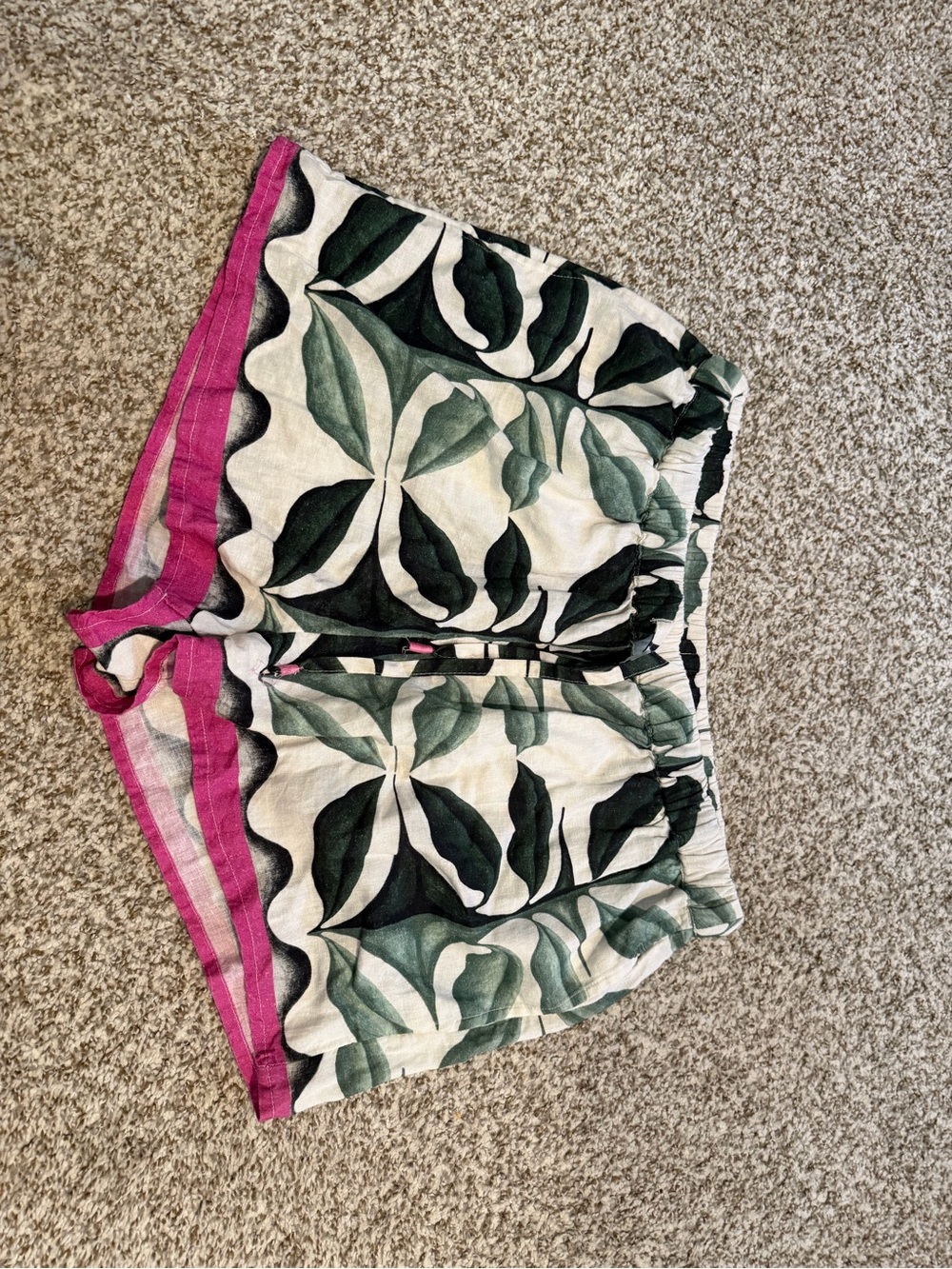 Anthropologie Celandine Green and Off W Botanical Print Shorts with Pink Trim
